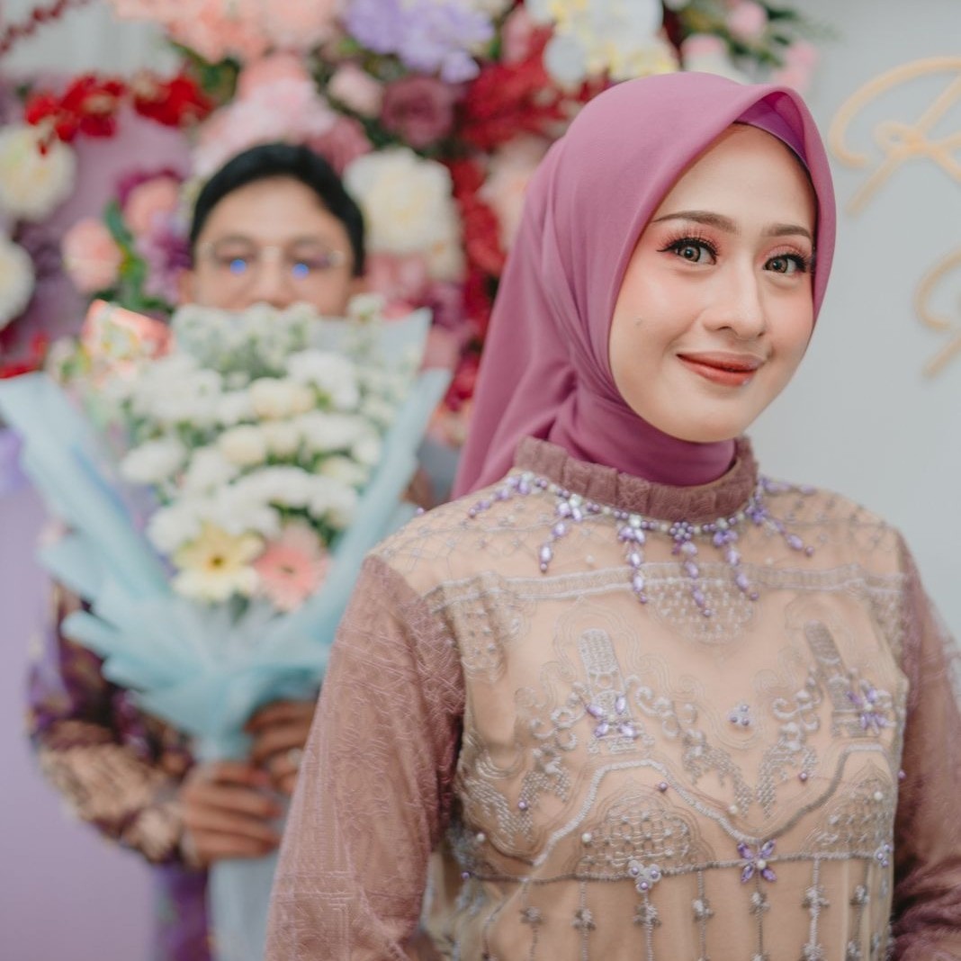 Engagement Look Makeup